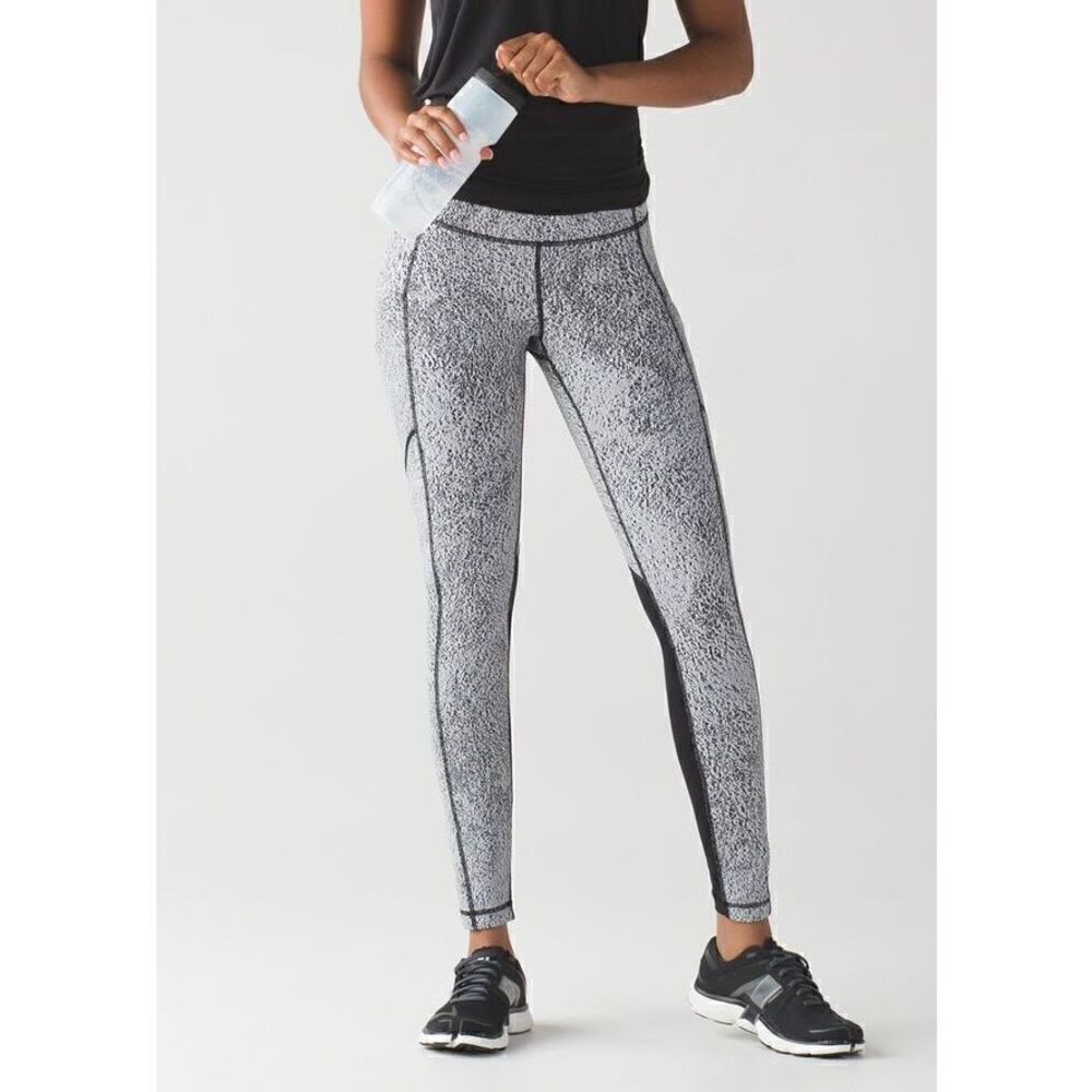 Womens Lululemon Speed Tight V